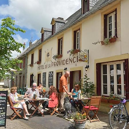Auberge De La Providence Saint-Donat Exteriör bild