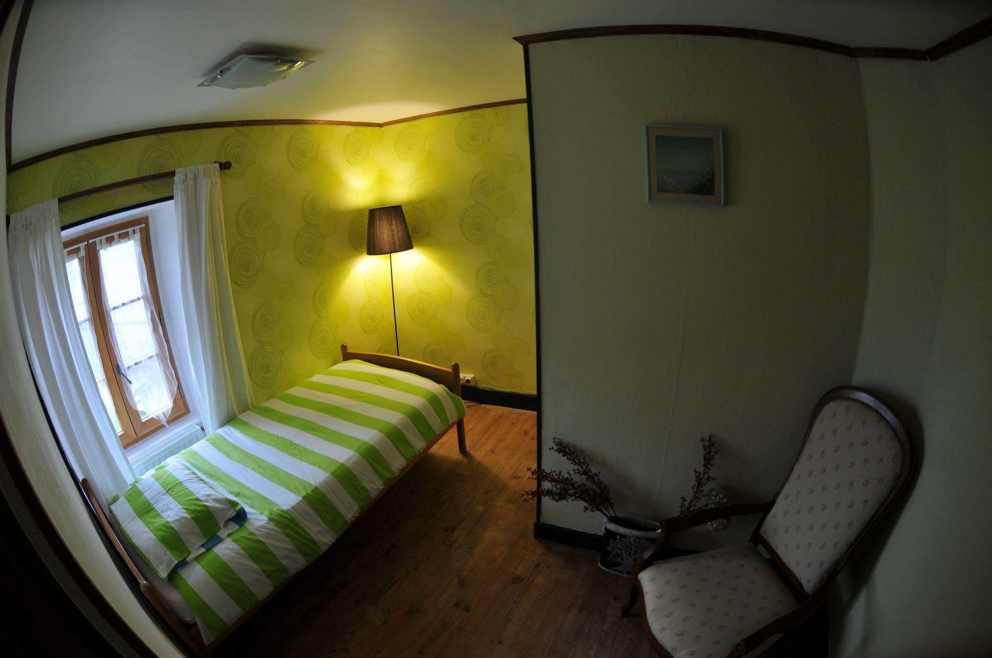 Auberge De La Providence Saint-Donat Exteriör bild